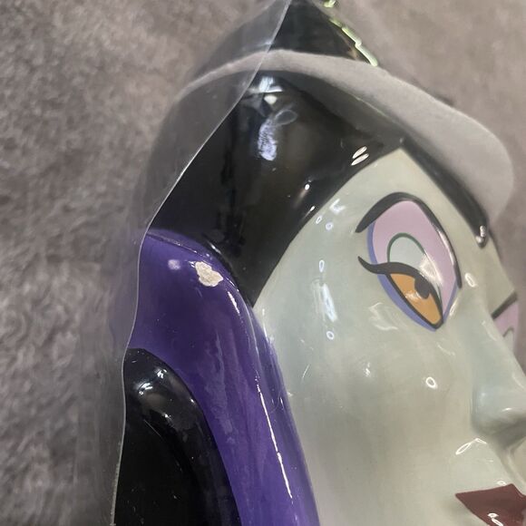 Disney Maleficent Mug With Topper New with tiny Chip Villains 5" x 7 " Purple - Picture 2 of 11